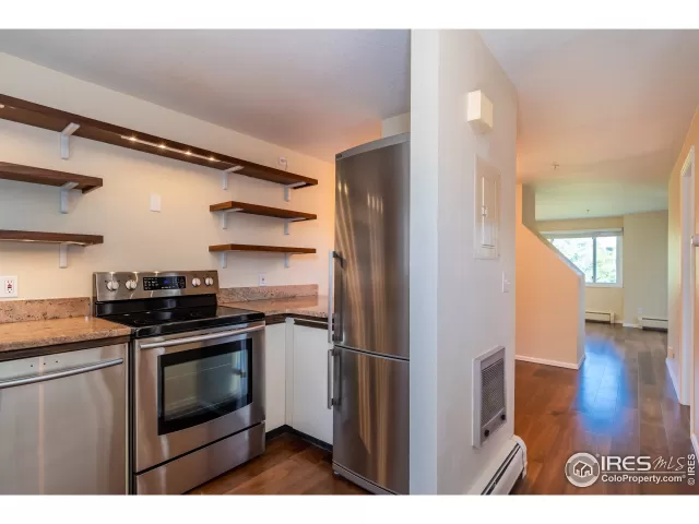 MLS: 913822 Condo For Sale