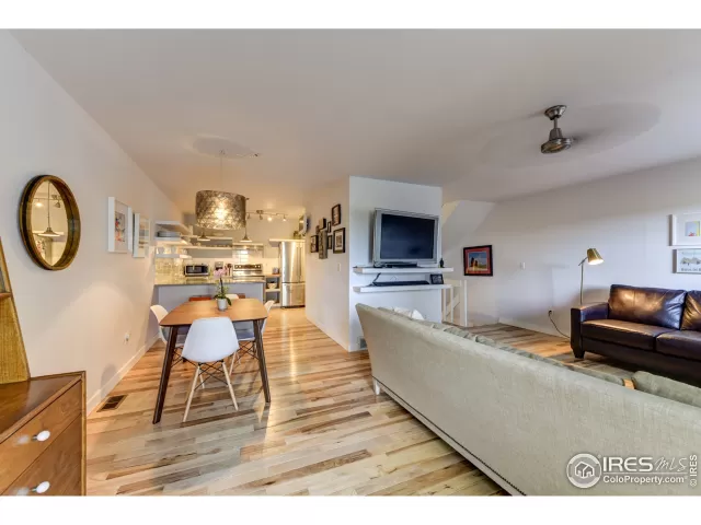 MLS: 913833 Condo For Sale