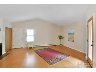 Photo #2: 913848 Listing 