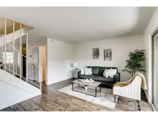 Photo #5: 913909 Listing 