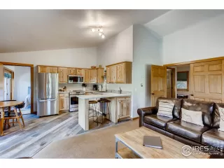 Photo #1: 913922 Listing 