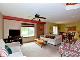 Photo #2: 913926 Listing