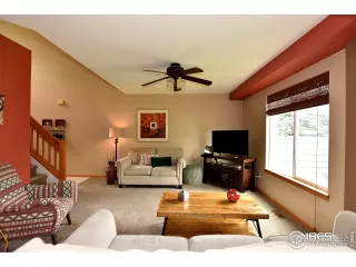 Photo #5: 913926 Listing