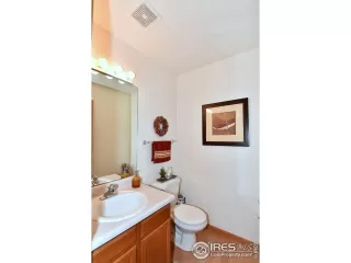 Photo #6: 913926 Listing