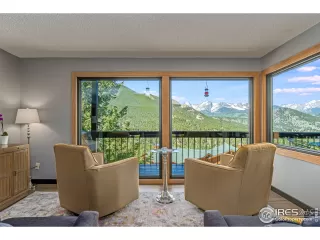 Photo #2: 914065 Listing