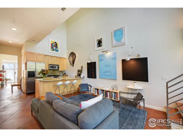 MLS: 914072 Condo For Sale