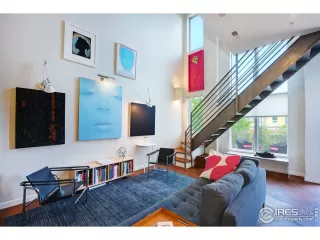 Photo #5: 914072 Listing 