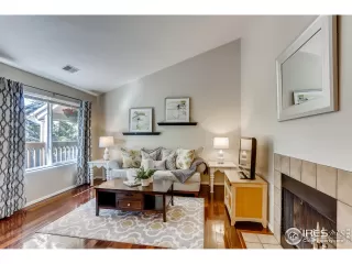 Photo #5: 914082 Listing 