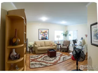 Photo #4: 914117 Listing