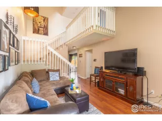 Photo #4: 914124 Listing