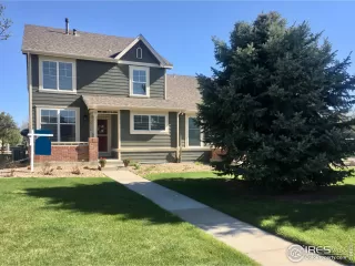 Photo #2: 914165 Listing