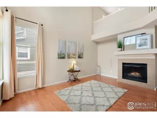 Photo #6: 914165 Listing