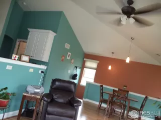 Photo #6: 914298 Listing