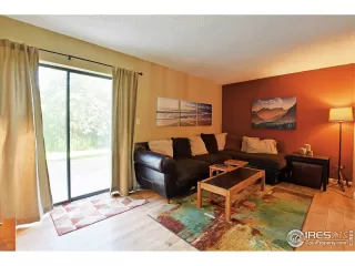 Photo #2: 914325 Listing