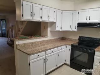 Photo #4: 914334 Listing 