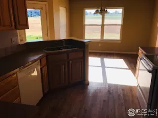 Photo #4: 914339 Listing