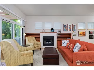 Photo #6: 914343 Listing