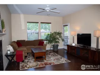 Photo #4: 914427 Listing