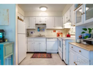 Photo #5: 914460 Listing 