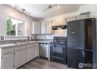 Photo #3: 914494 Listing