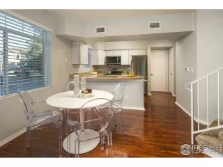 Photo #4: 914583 Listing