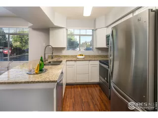 Photo #6: 914583 Listing