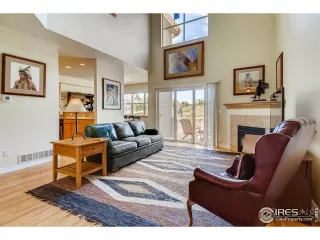 Photo #3: 914603 Listing