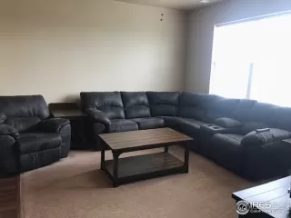 Photo #5: 914709 Listing