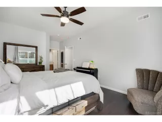 Photo #4: 9147299 Listing