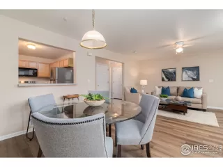 Photo #5: 914777 Listing