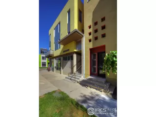 Photo #2: 914805 Listing