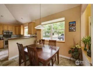 Photo #6: 914818 Listing