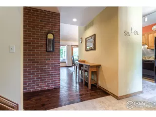 Photo #4: 914861 Listing