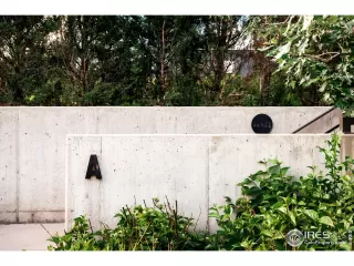 Photo #2: 914910 Listing