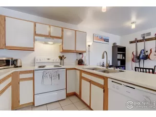 Photo #6: 914939 Listing 