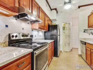 Photo #5: 915058 Listing 