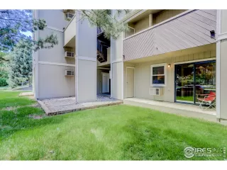 Photo #3: 915094 Listing