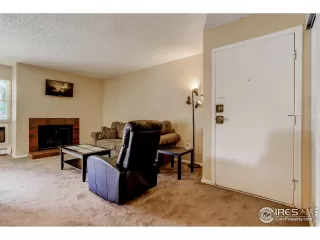 Photo #5: 915094 Listing