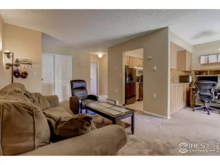 Photo #6: 915094 Listing