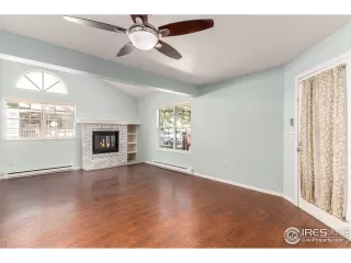 Photo #2: 915119 Listing