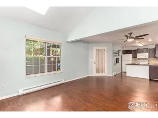 Photo #3: 915119 Listing