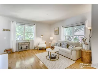 Photo #3: 915139 Listing 