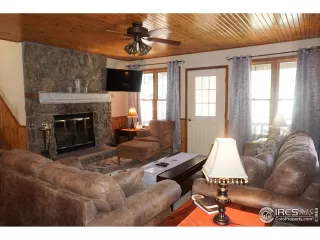 Photo #1: 915173 Listing 