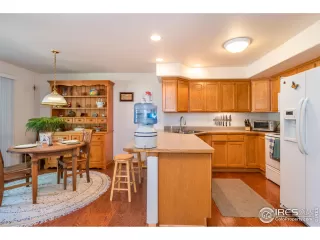 Photo #6: 915201 Listing