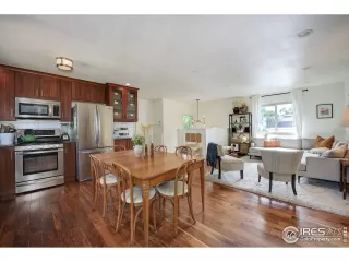 Photo #3: 915238 Listing