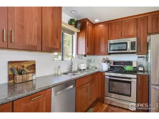 Photo #5: 915238 Listing