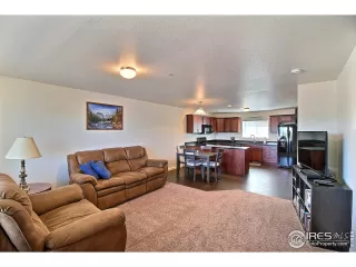 Photo #2: 915251 Listing