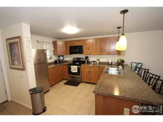 Photo #2: 915375 Listing