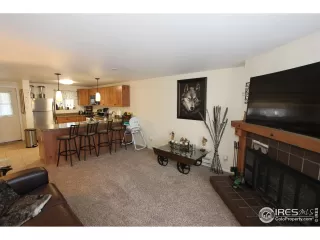 Photo #4: 915375 Listing