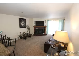 Photo #5: 915375 Listing